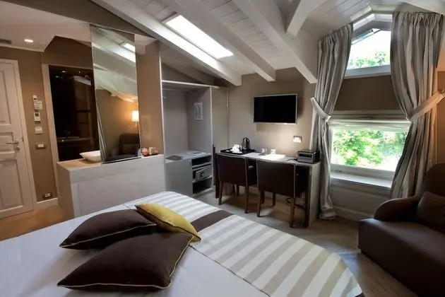 Superior Tek Büyük veya İki Ayrı Yataklı Oda