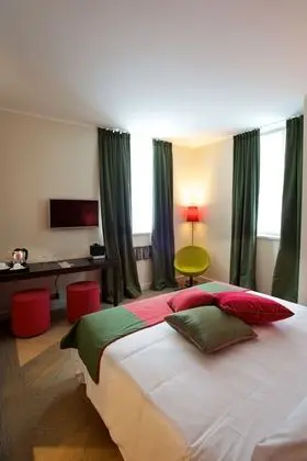 Superior Tek Büyük Yataklı Oda