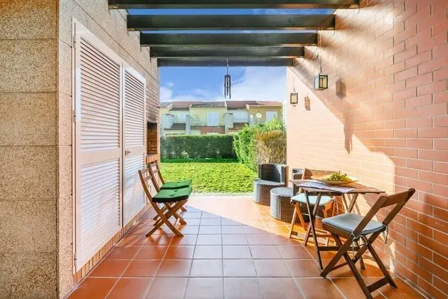 Villa, 3 Yatak Odası, Teras, Bahçe Manzaralı