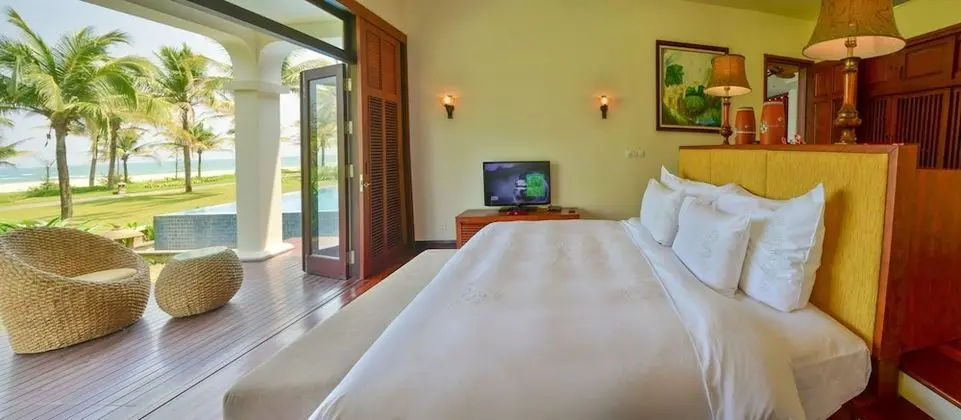 Villa, 4 Yatak Odası, Kişiye Özel Havuzlu, Denize Sıfır