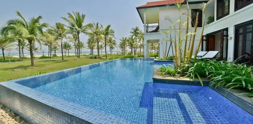 Villa, 4 Yatak Odası, Kişiye Özel Havuzlu, Denize Sıfır