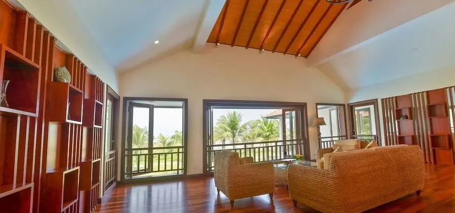 Villa, 4 Yatak Odası, Kişiye Özel Havuzlu, Denize Sıfır