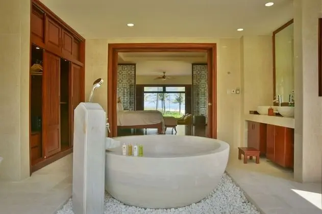 Villa, 4 Yatak Odası, Kişiye Özel Havuzlu, Denize Sıfır