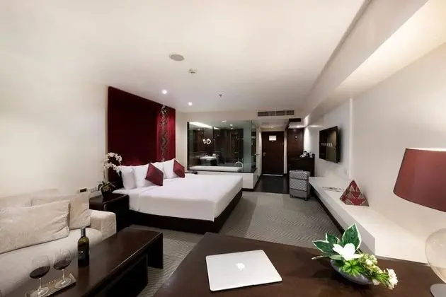 Executive Club