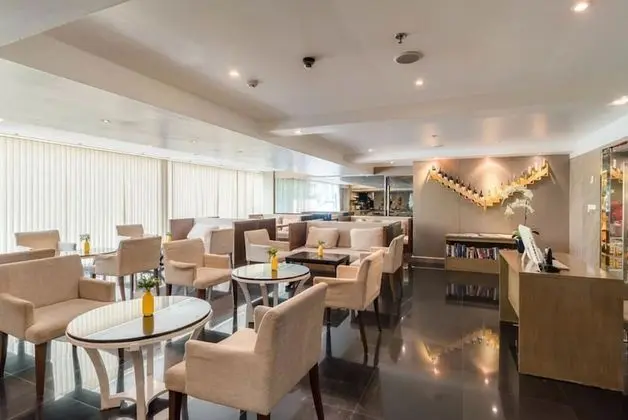 Executive Club