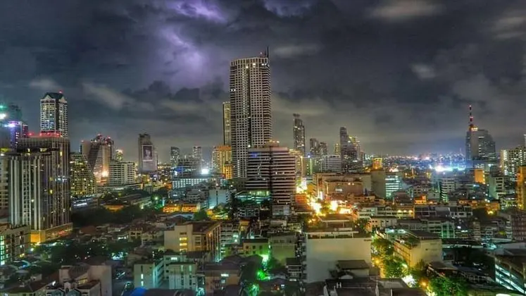 Executive Club