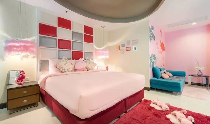 Theme Room