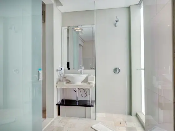 Suit Two Bedrooms