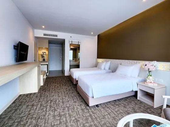 Grand Deluxe Room