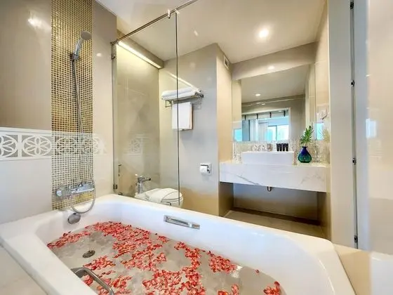 Grand Deluxe Room