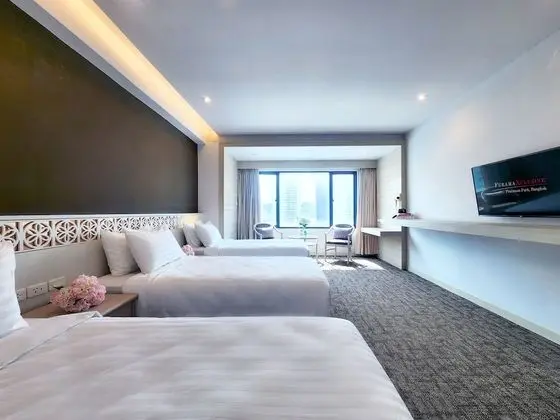 Grand Deluxe Room