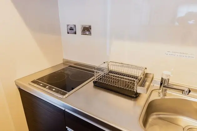 Ev (capacity 12 people C building)