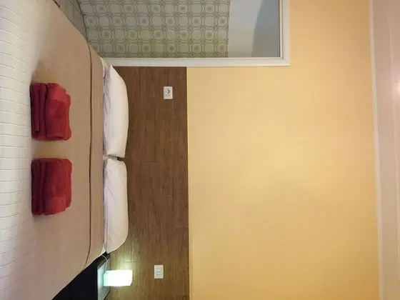 Tek Büyük Yataklı Oda, Ek Bina (Via Clelia 45)