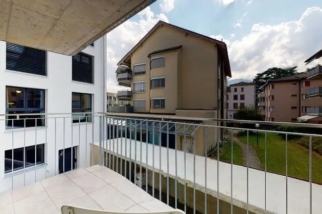 Basic Stüdyo, 1 Büyük (Queen) Boy Yatak