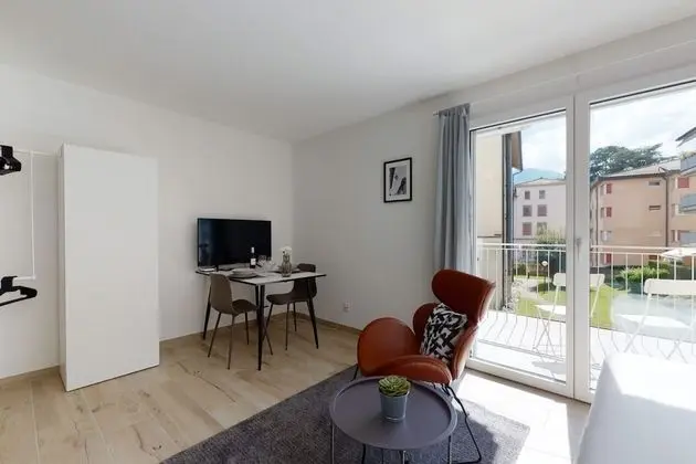 Basic Stüdyo, 1 Büyük (Queen) Boy Yatak