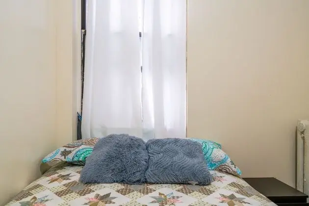 Basic Oda, 1 Tek Kişilik Yatak