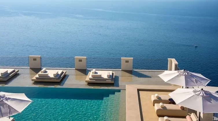 Deluxe Terrace