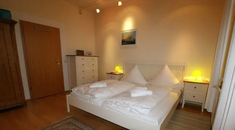 Apart Daire (No. 102)