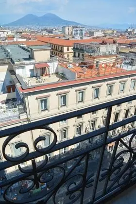 Comfort Tek Büyük Yataklı Oda, Teras, Şehir Manzaralı (Blu)