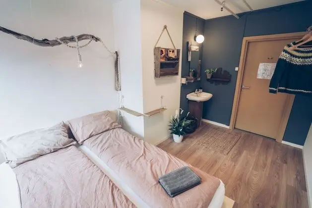 Standard Tek Büyük Yataklı Oda, Ortak Banyo