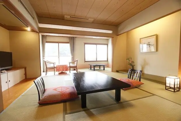 Traditional Oda (Japanese Style)
