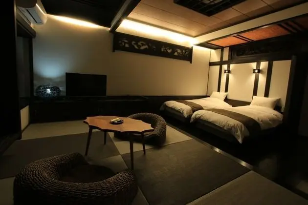 Premium Oda, Bahçe Manzaralı (Black, Koki)