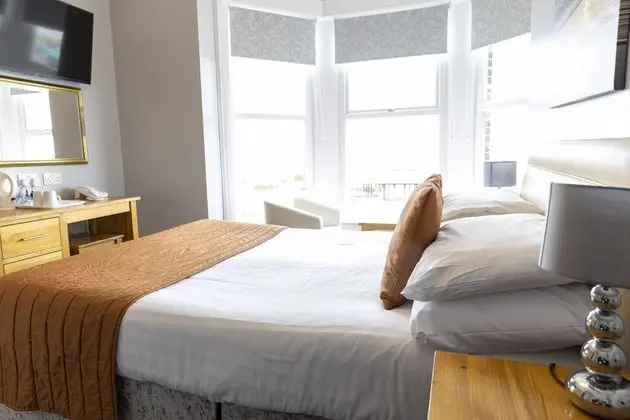 Premium Tek Büyük Yataklı Oda, Banyolu/Duşlu, Deniz Manzaralı