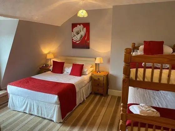 Süit, Banyolu/Duşlu, Deniz Manzaralı (2 adults & 2 children)