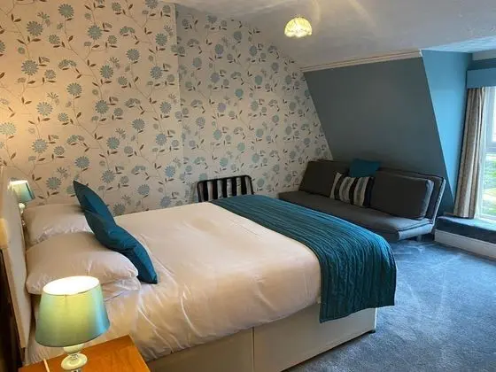 Süit, Banyolu/Duşlu, Deniz Manzaralı (2 adults & 2 children)