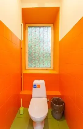 Standard Tek Büyük veya İki Ayrı Yataklı Oda, Ortak Banyo