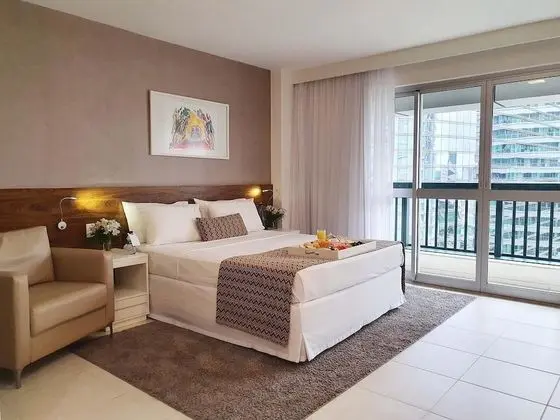Deluxe Tek Büyük Yataklı Oda