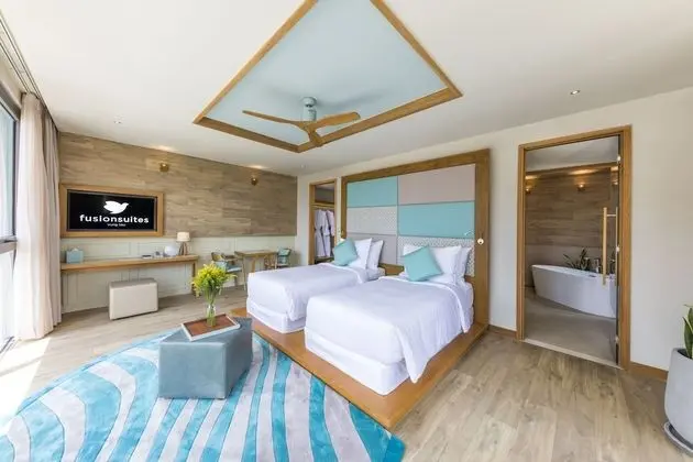 Deluxe Süit, 2 Tek Kişilik Yatak, Kısmi Deniz Manzaralı (Fusion)