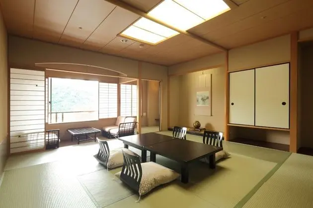 Traditional Oda (Japanese Style)