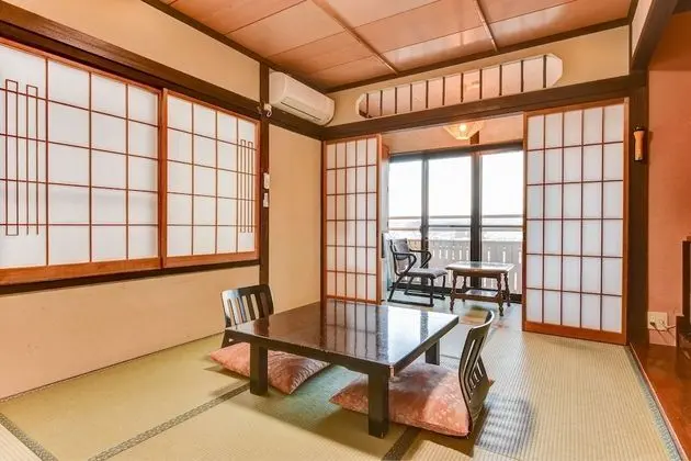 Traditional Oda (Standard Japanese-Style Room)