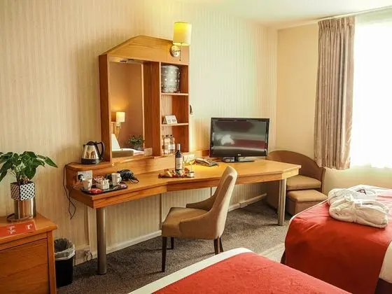 Standard Twin, 2 Double Beds