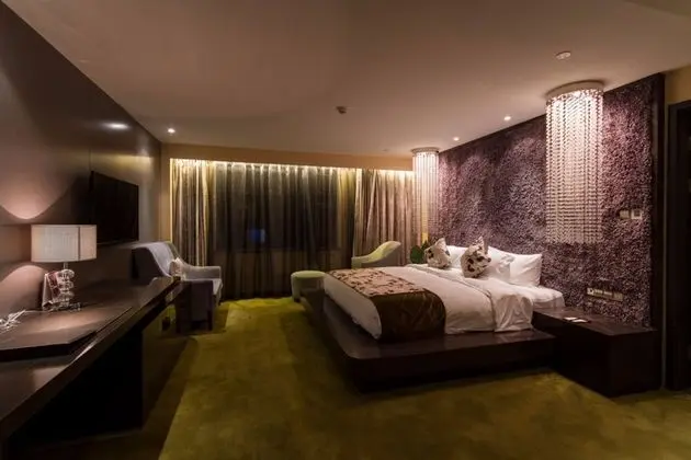 Design Tek Büyük Yataklı Oda