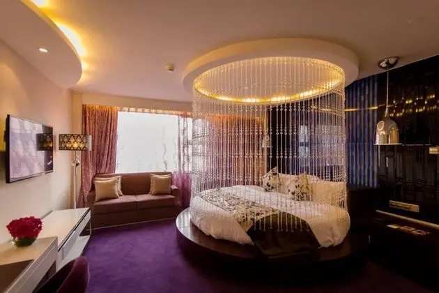 Design Tek Büyük Yataklı Oda