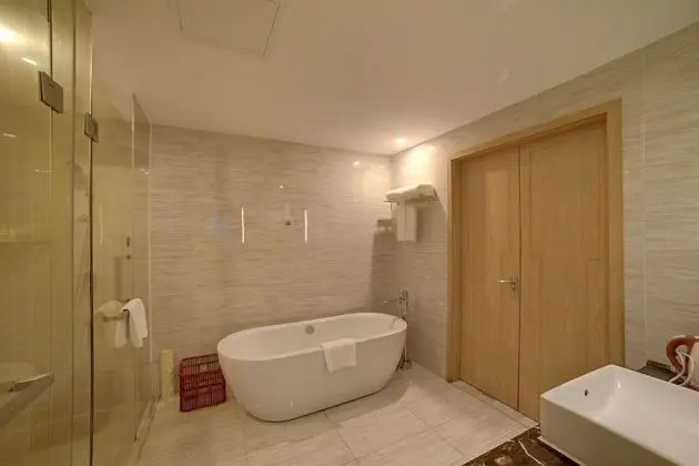 Luxury Tek Büyük Yataklı Oda