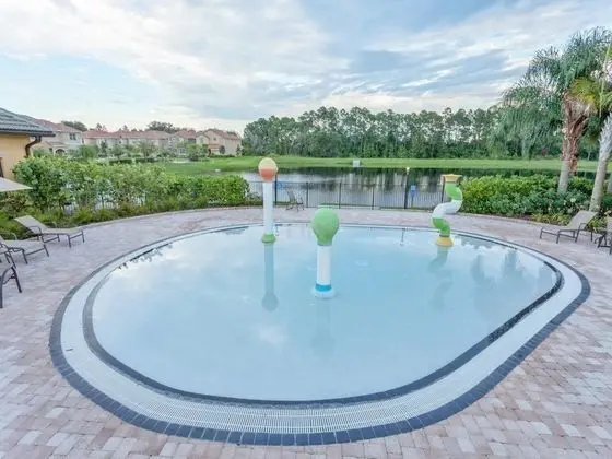 Family Villa, Sıcak Su Havuzu, Bahçeli