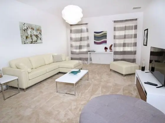 Family Villa, Kişiye Özel Havuzlu, Bahçeli