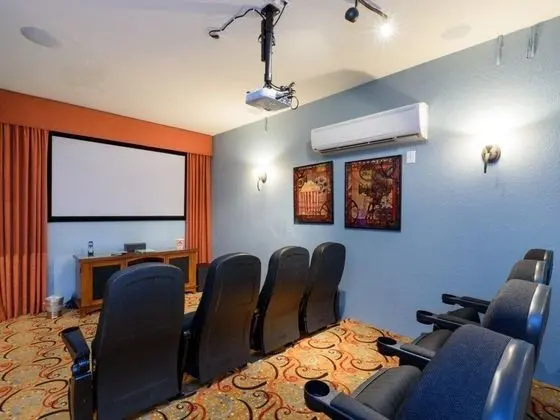 Family Villa, Sıcak Su Havuzu, Bahçeli