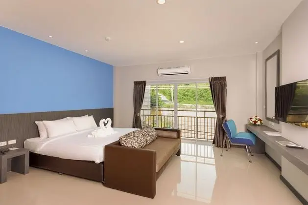 Premier Triple Room