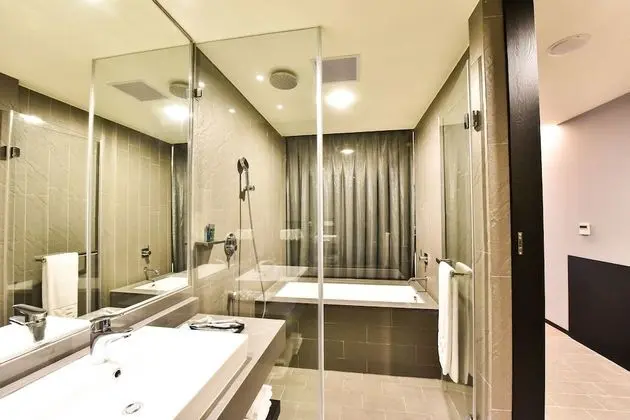 Deluxe Üç Kişilik Oda