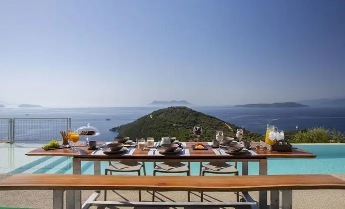 Villa, 2 Yatak Odası, Kişiye Özel Havuzlu, Deniz Manzaralı