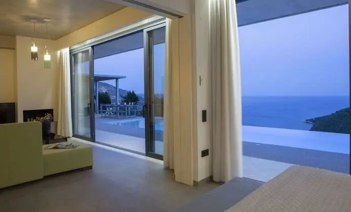 Villa, 2 Yatak Odası, Kişiye Özel Havuzlu, Deniz Manzaralı