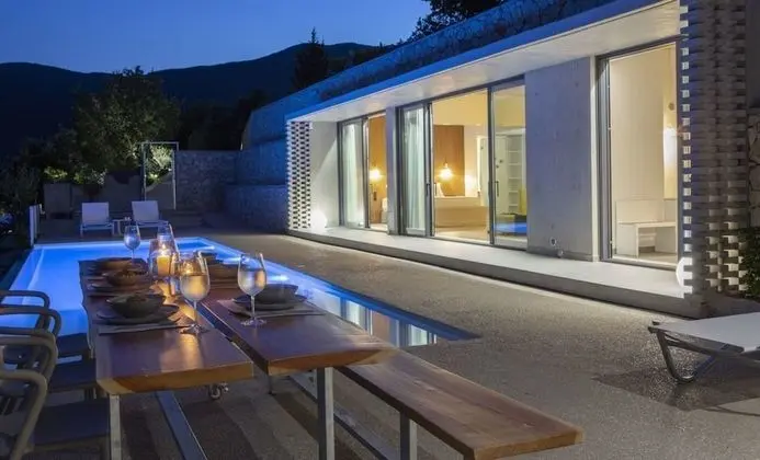 Villa, 2 Yatak Odası, Kişiye Özel Havuzlu, Deniz Manzaralı