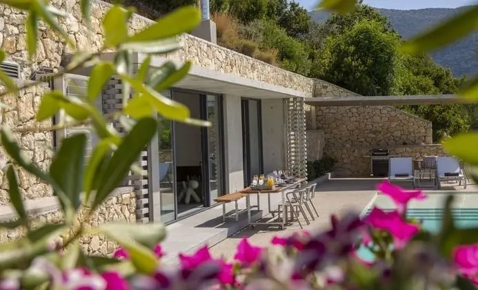 Villa, 2 Yatak Odası, Kişiye Özel Havuzlu, Deniz Manzaralı