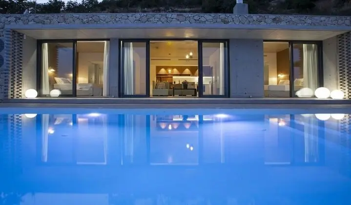 Villa, 2 Yatak Odası, Kişiye Özel Havuzlu, Deniz Manzaralı