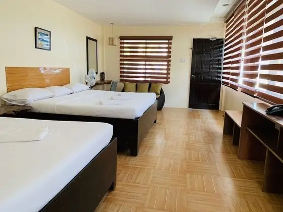 Premium Oda, Birden Çok Yatak, Plaj Manzaralı, Denize Sıfır (Second Floor, for 5 Pax)