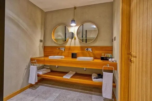 1+1 Residence Sea View With Terrace, Deniz ve Dağ Manzaralı, Teraslı